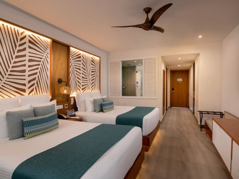 Junior Suite Tropical View Queen