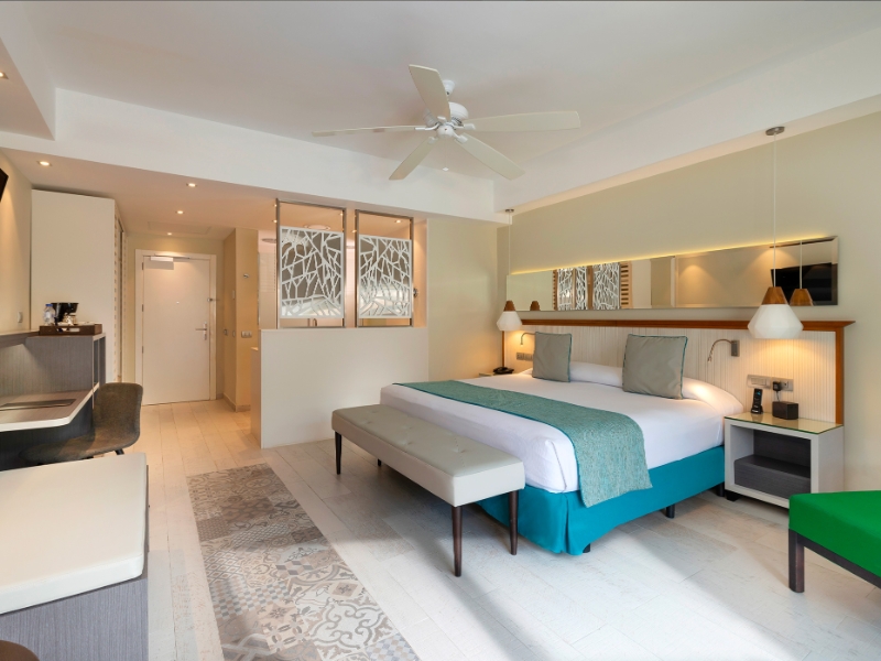 Catalonia Royal La Romana Guestroom