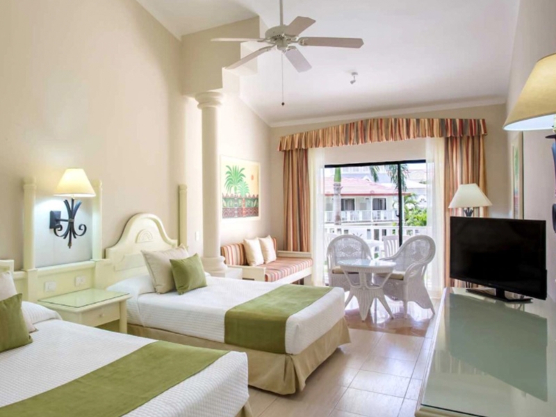 Superior Ocean Front Room