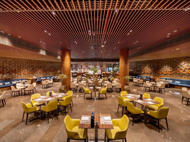 Turqoise Restaurant Interior