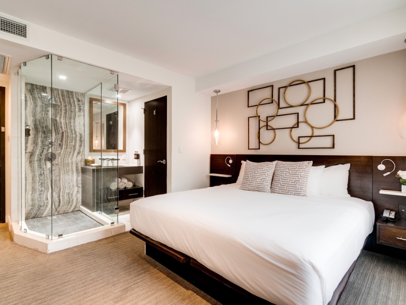 King Bed Room