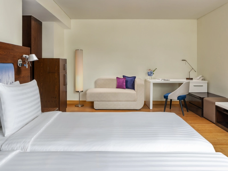 Deluxe Corner Room Twin Bed