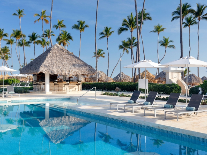 Farenheit Pool Bar