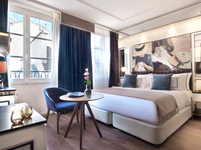 Singular Room with Glimpses of Notre Dame