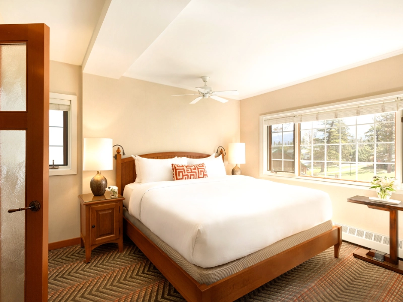 Athabasca Cabin Bedroom King