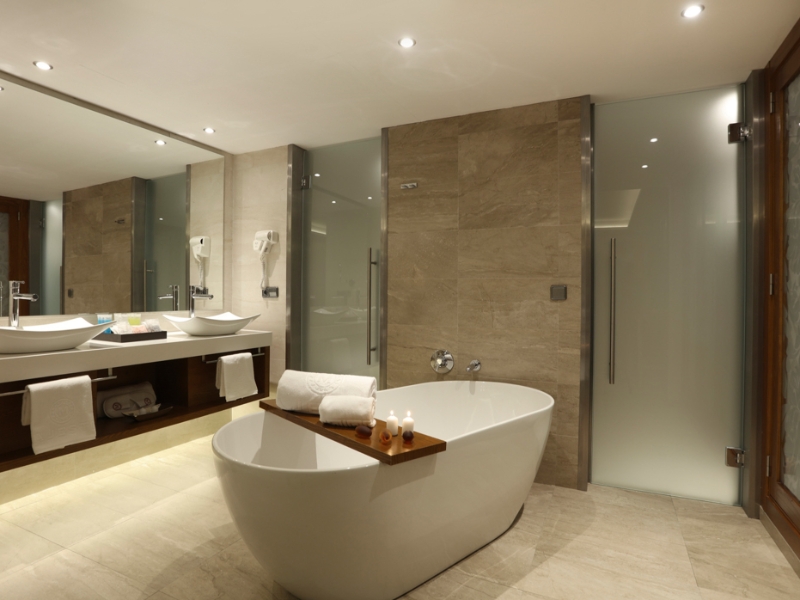 One Bedroom Suite Bathroom