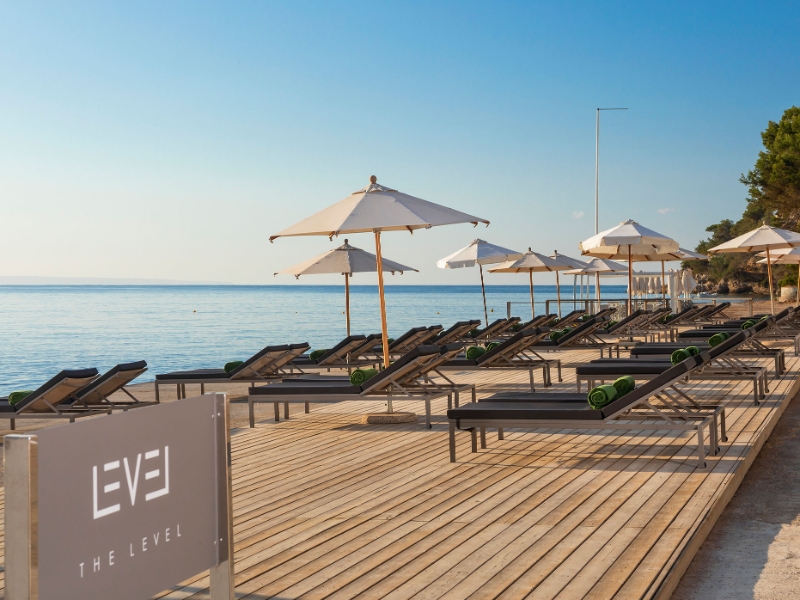 The Level Beach
