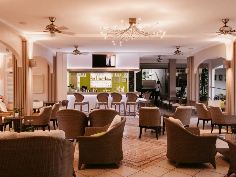 Tropical Cafe