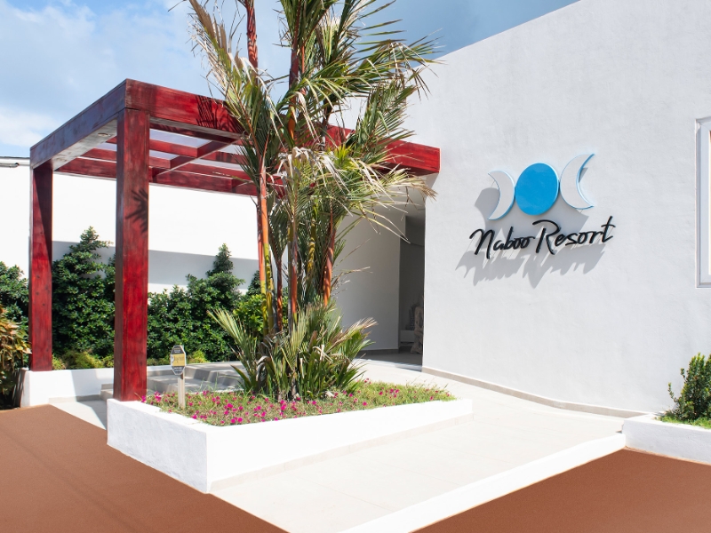 Hotel Entry