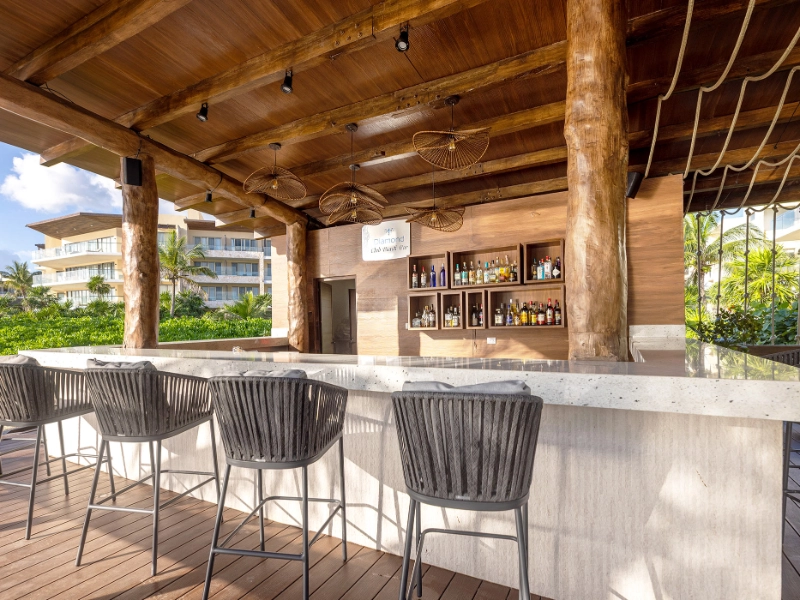 Nautica Beach Bar