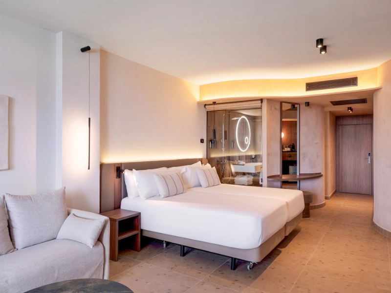 Junior Suite The Club King Room