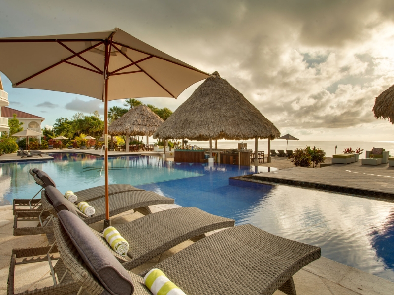 Exterior Pool