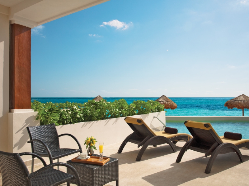 Preferred Club Junior Suite Beach Front Swim Out Terrace