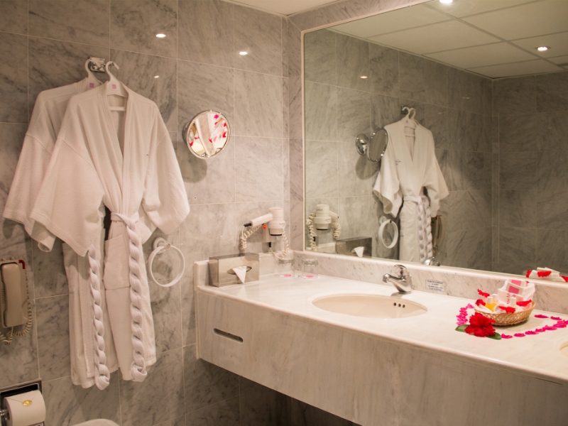 Jr Suite