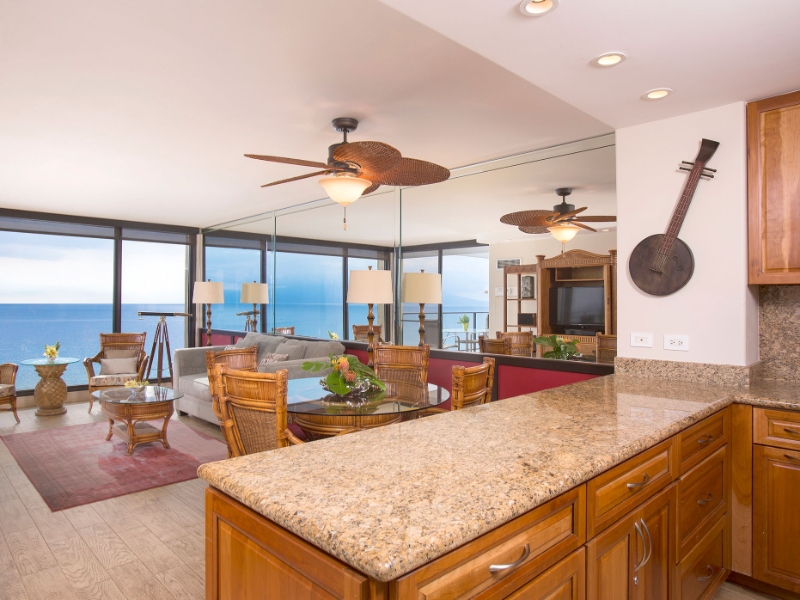 One Bedroom Oceanfront Premium Living Room