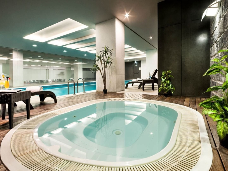 Jacuzzi