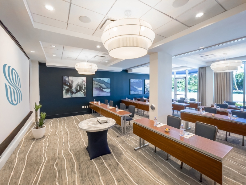 Meetings Royal Breakout Classroom