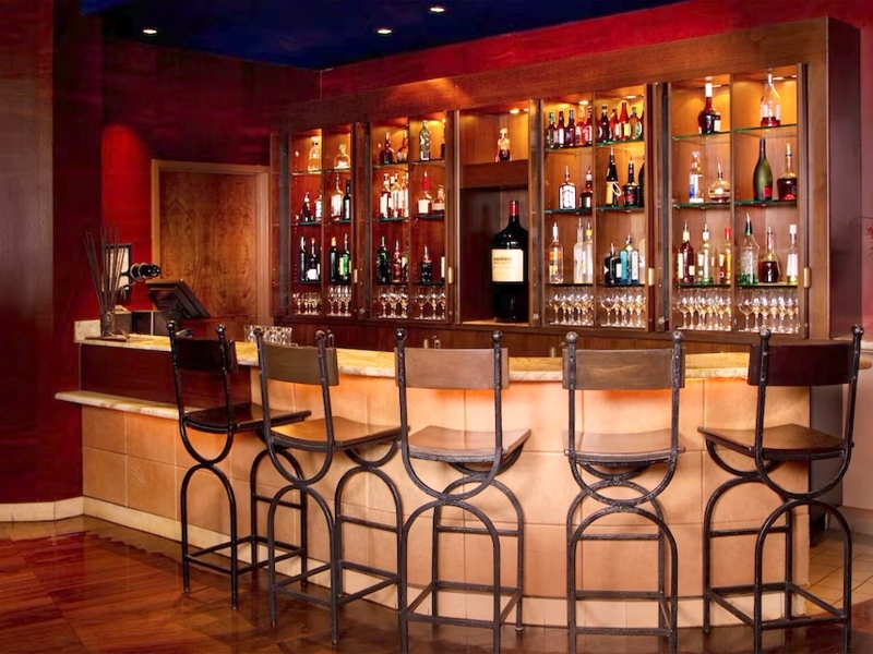 Cape Town Lounge and Wine Bar