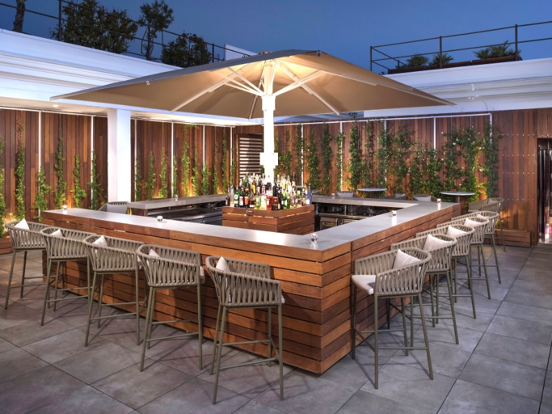 Radio Bar Vertical Wood