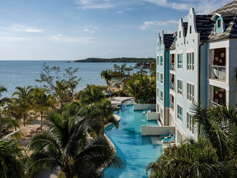 Pool Swim up Suites
