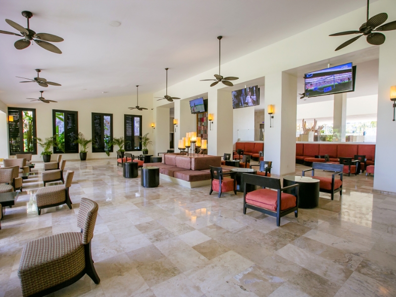 Lounge Bar