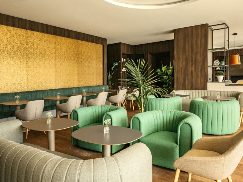 Red Level Lounge