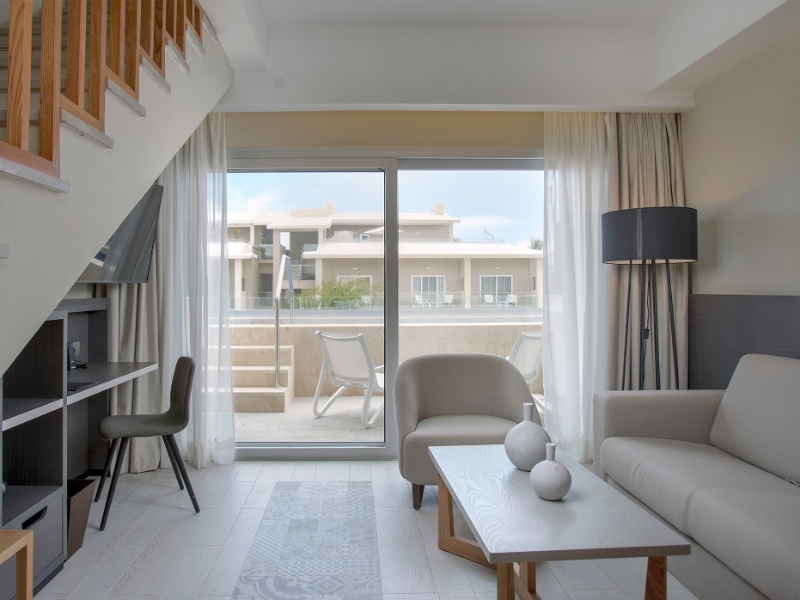 Duplex Suite & Swimming Pool