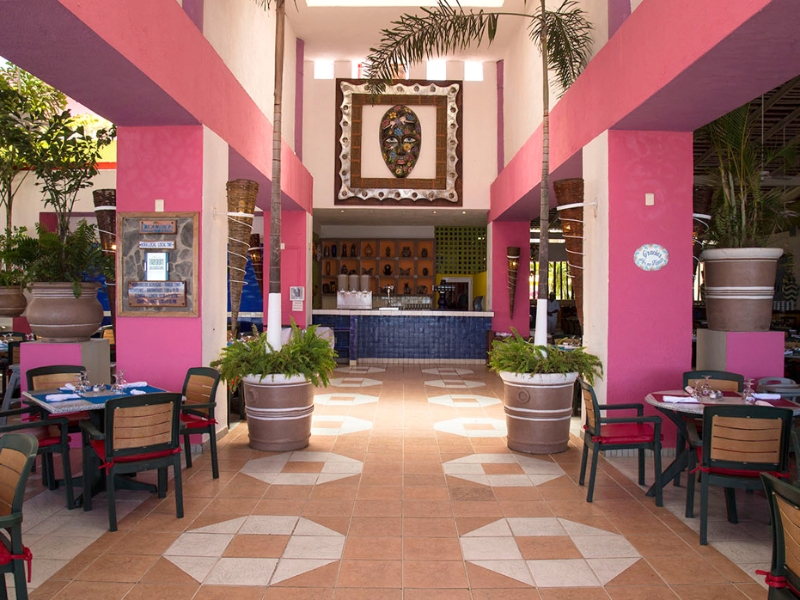La Canoa Buffet
