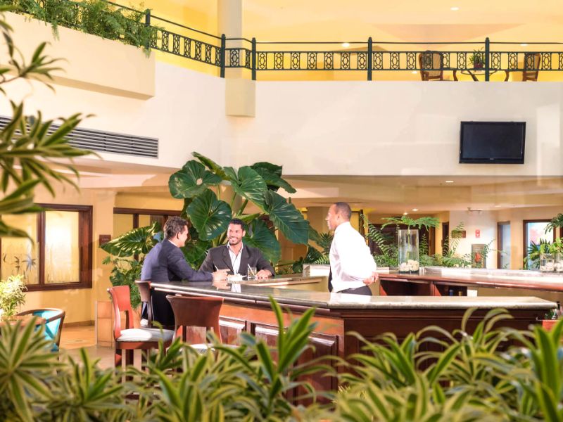 Atrium bar