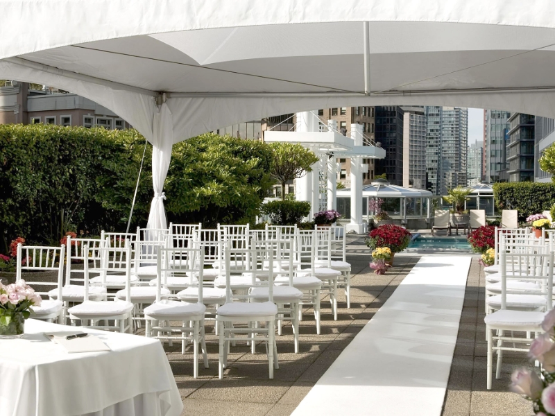 Outdoor Wedding Space