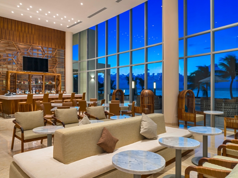 Lobby Bar