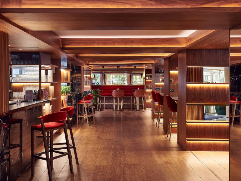 35 Bar and Lounge