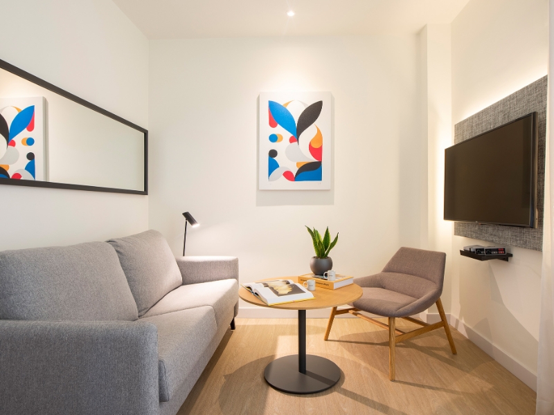 The Townhouse with Art