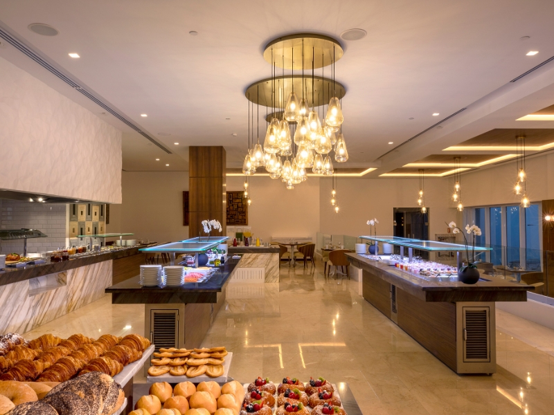 Blanc Buffet