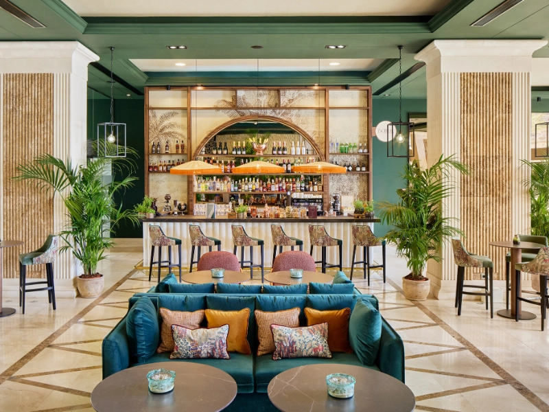 Lobby Bar