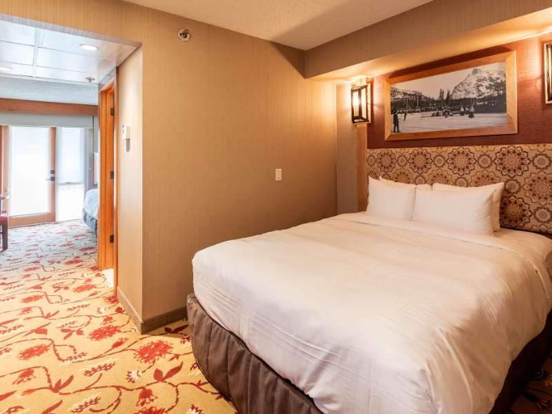 Superior Split Room