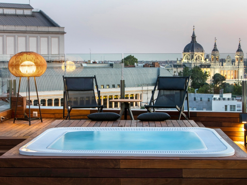 Rooftop Whirlpool