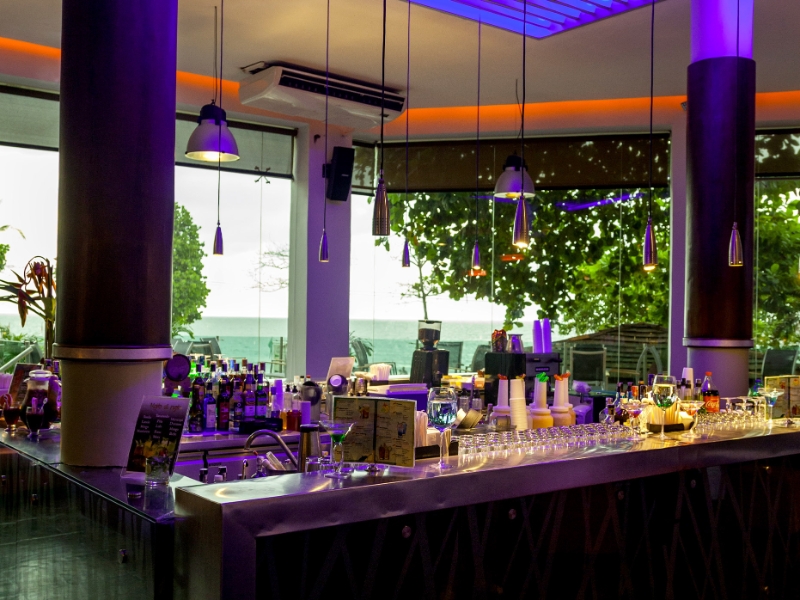 Bar