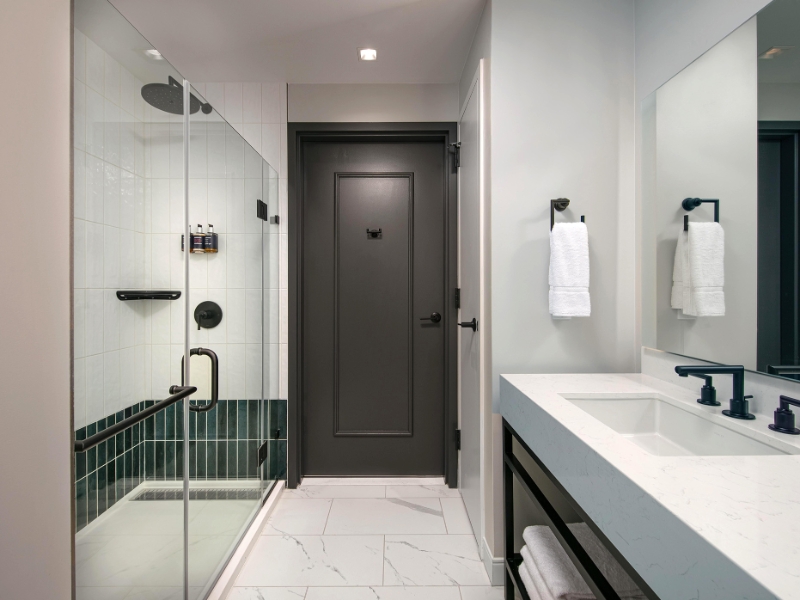 GuestRoom Bathroom