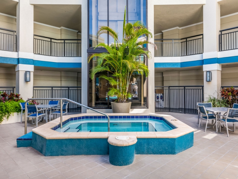 Outdoor Jacuzzi