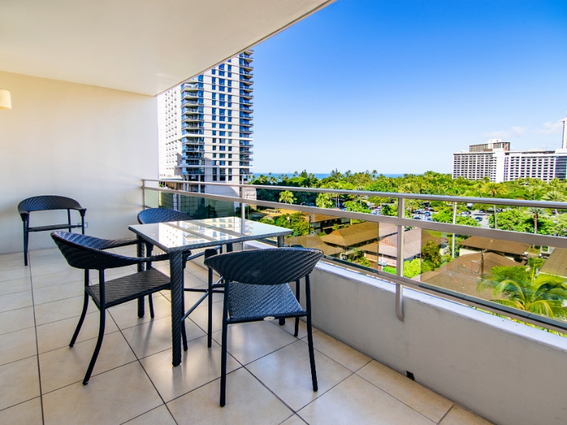 2 Bed Partial Ocean view