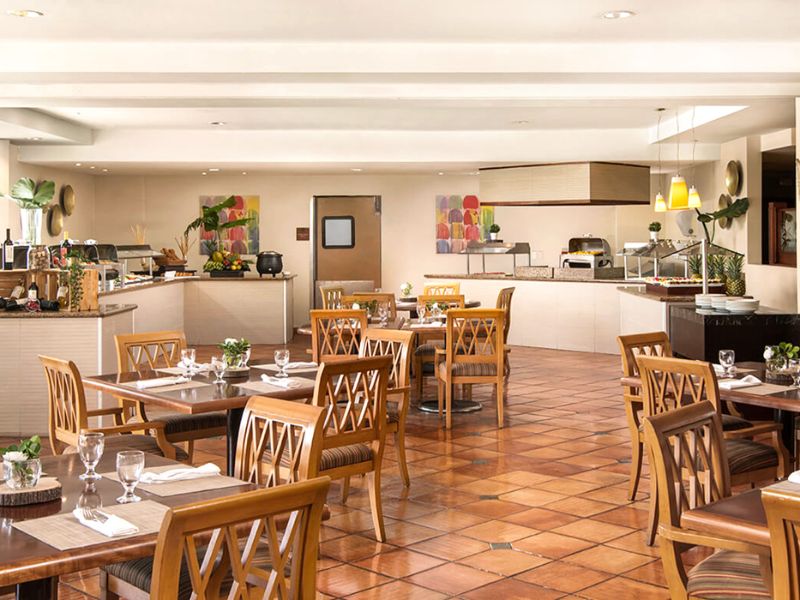 Fairway Grill Restaurant Buffet View