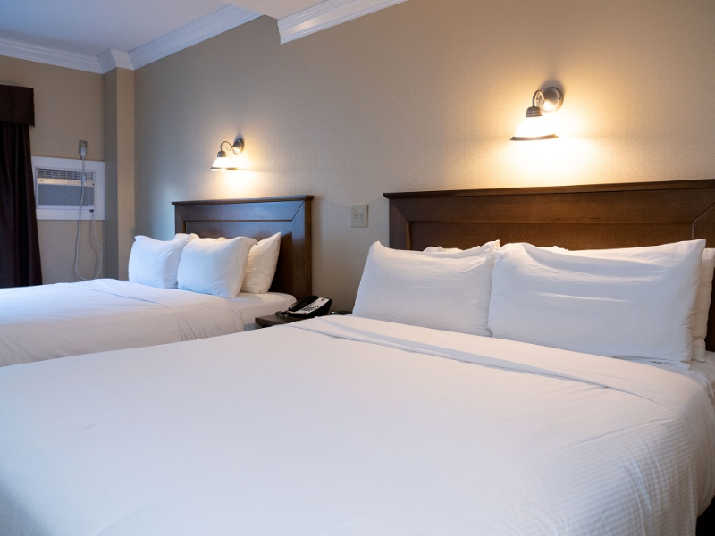 Standard Room 2 Queens