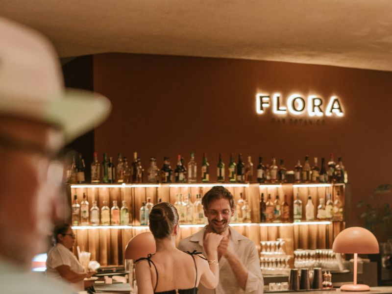 Flora Restaurant Lifestyle