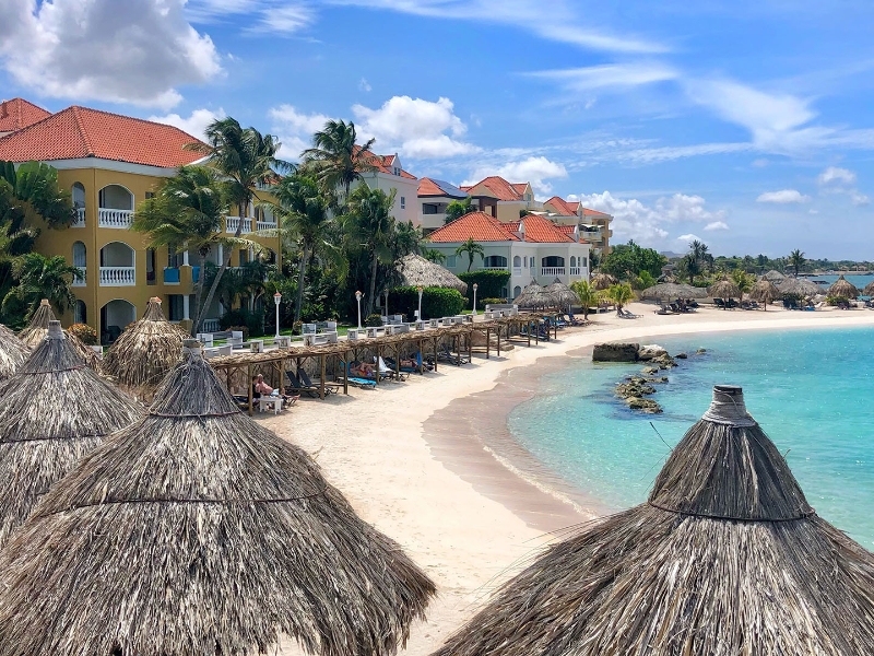 Avilas beach Blues side