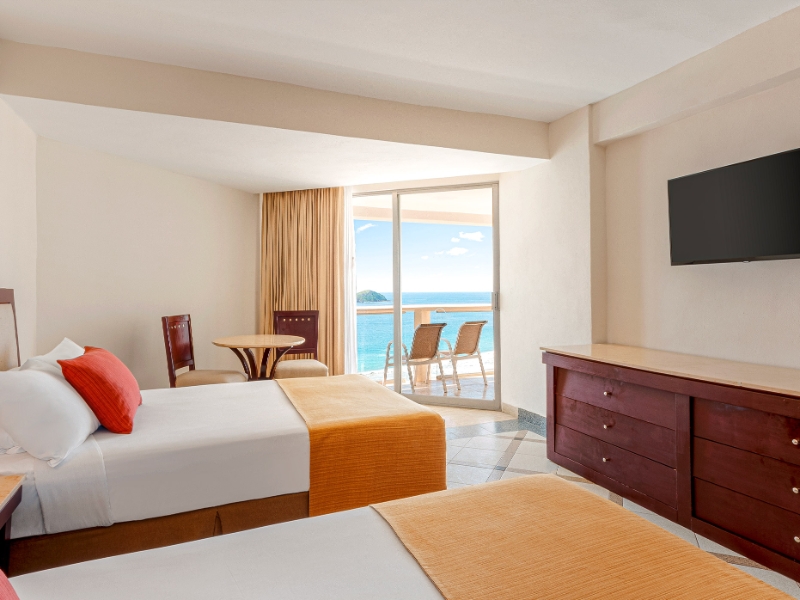 Royal Deluxe Ocean View Double Park Royal Beach Ixtapa 202603 ZIHPAR HROD 01
