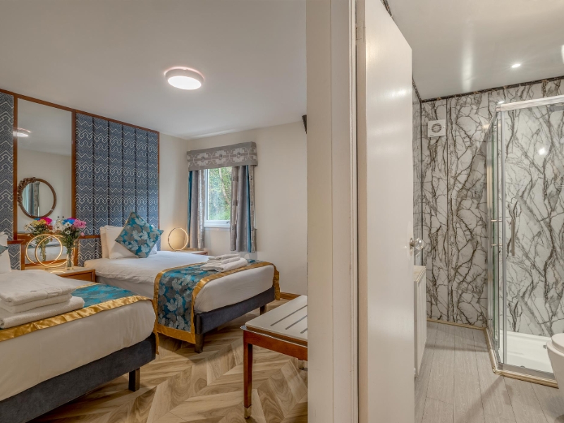 Superior Twin Room