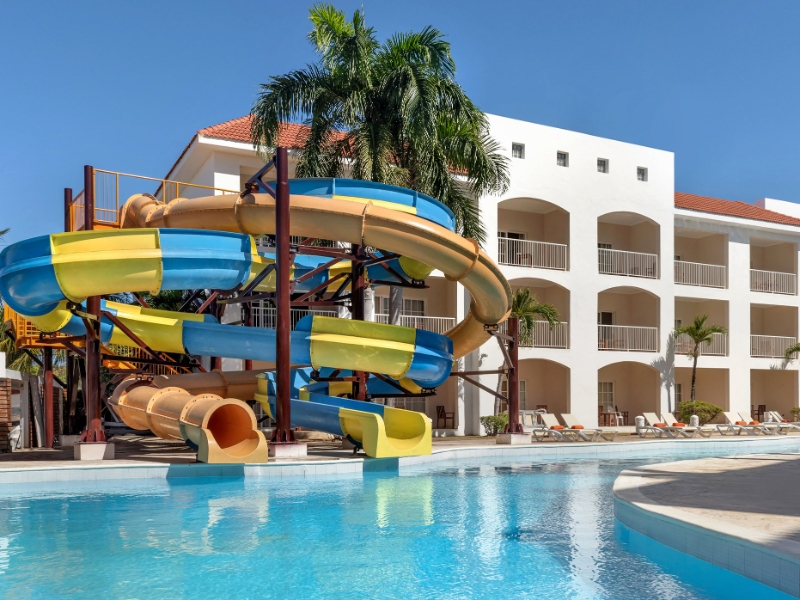 Sun Club Family Splash Park