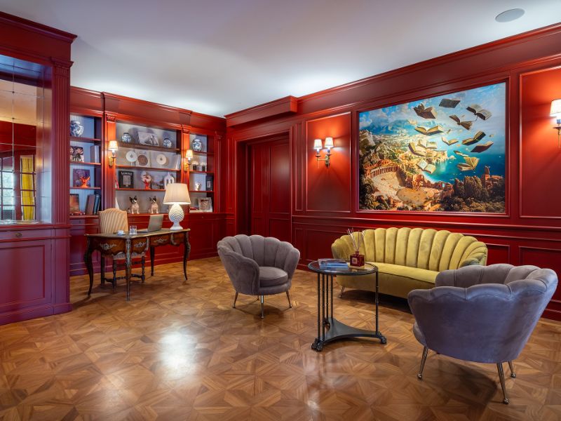Red Room Sitting Area