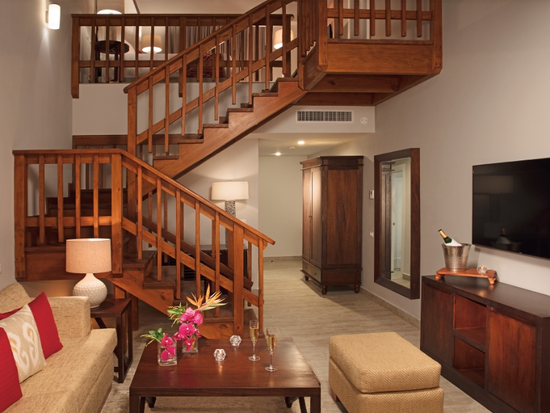 Two Story Suite